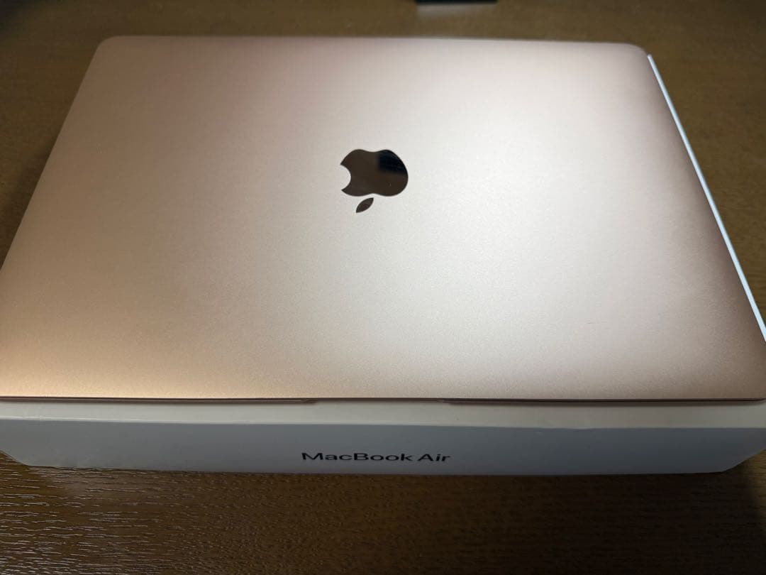 MacBook Air 2020 ピンクゴールド13インチ バッテリー96%