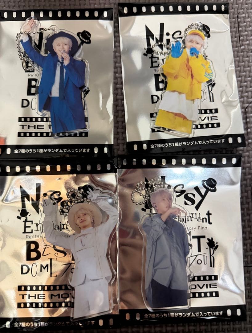 Nissy 247ホルダー（24の7変化）アクリルキーホルダー