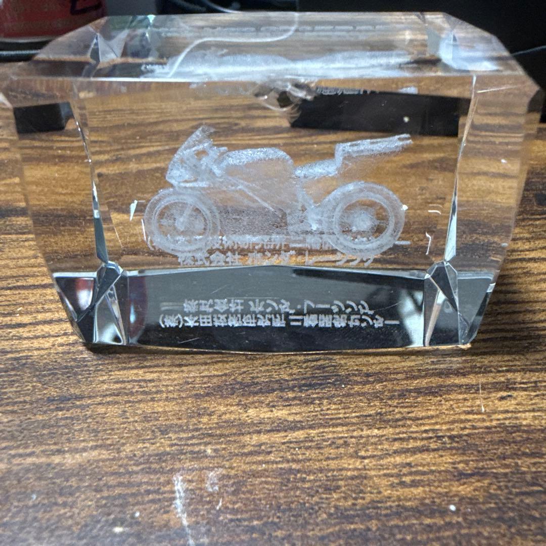 2006年 Moto GP RC211V クリスタル彫刻