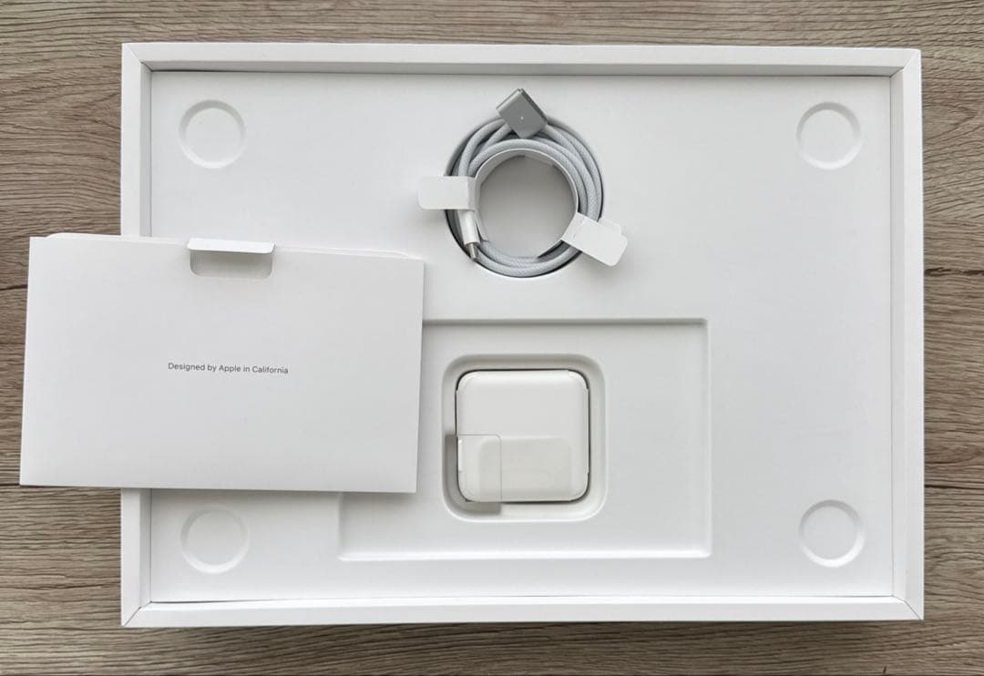 MacBook Air 本体 m2 シルバー 16GB 256GB