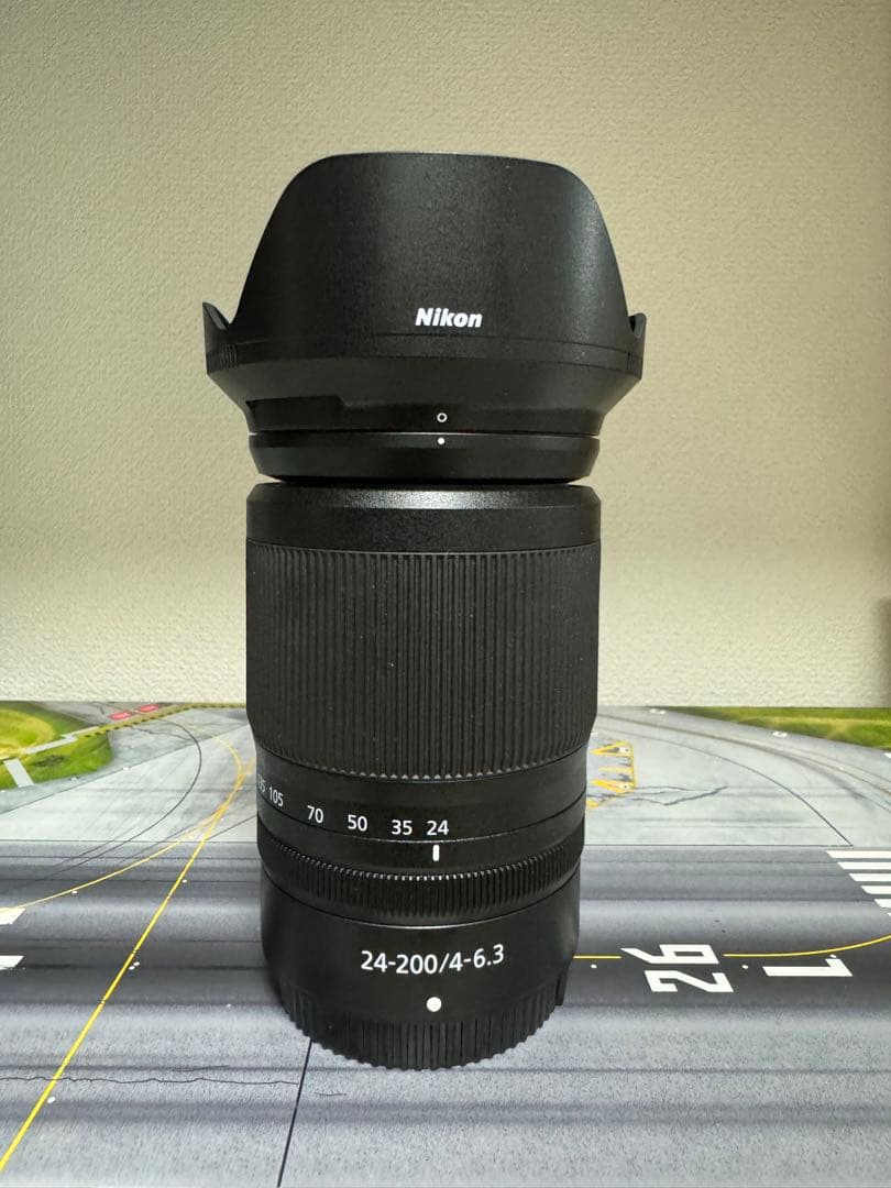 Nikon 24-200mm f/4-6.3 レンズ新品フィルター付き　zレンズ