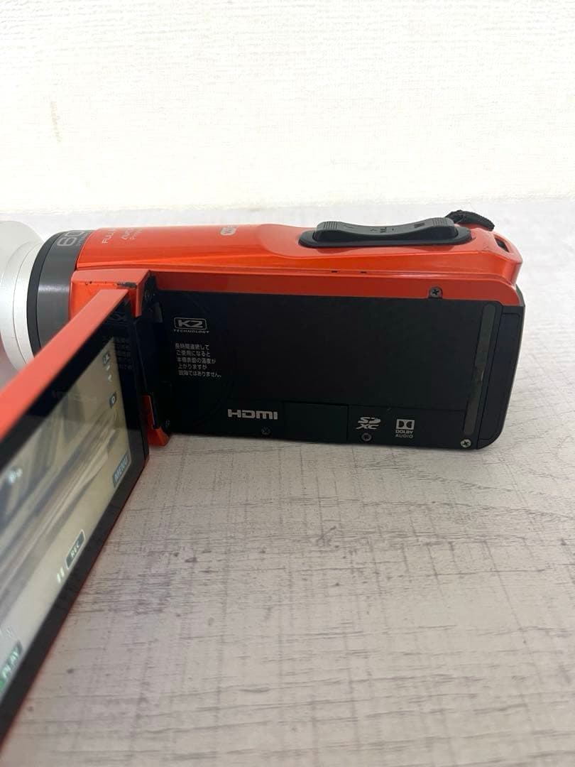 JVC ビデオカメラ GZ-RX690D