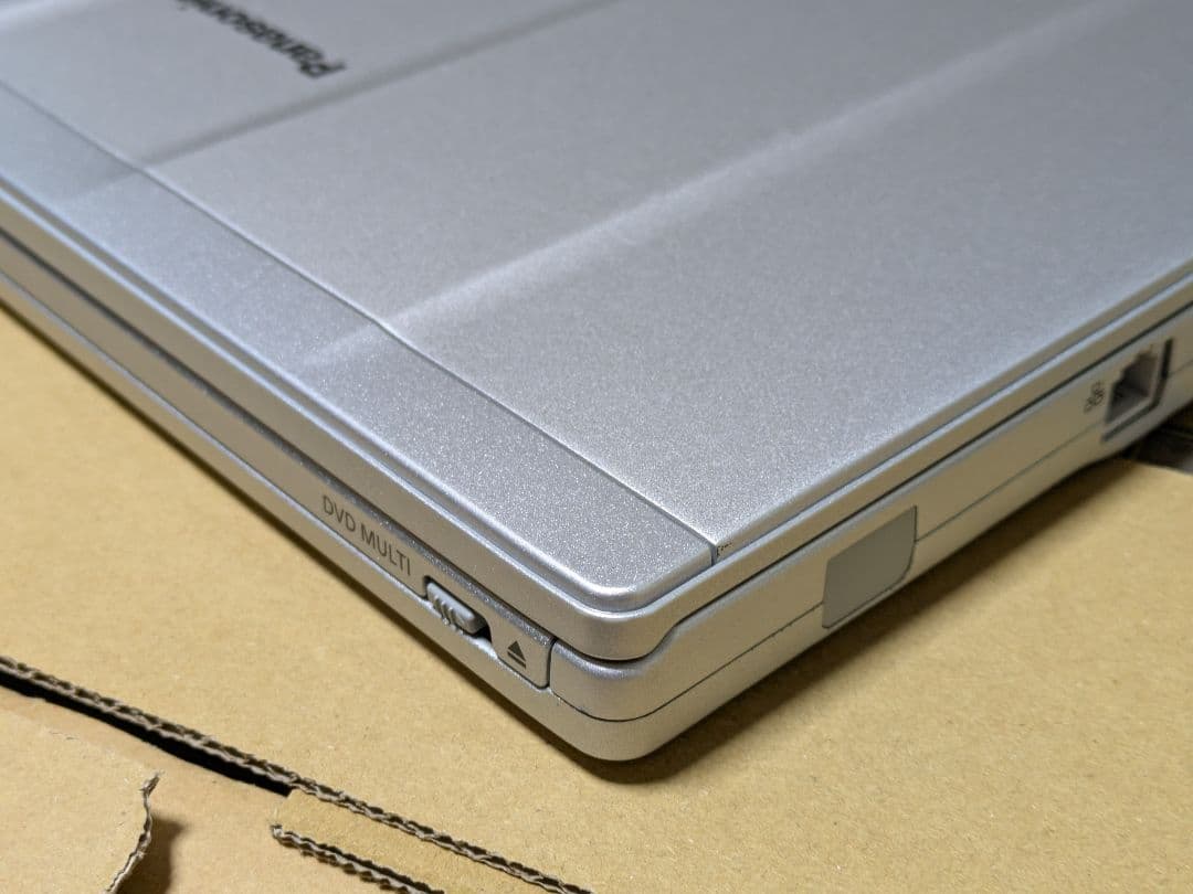 Panasonic Let's note SX4 LTEモデル