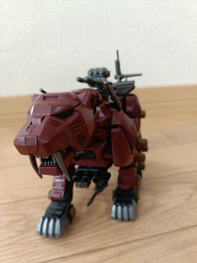 旧ゾイド　復刻版　ディメトロドン　アイアンコング　レッドホーン　セイバータイガー