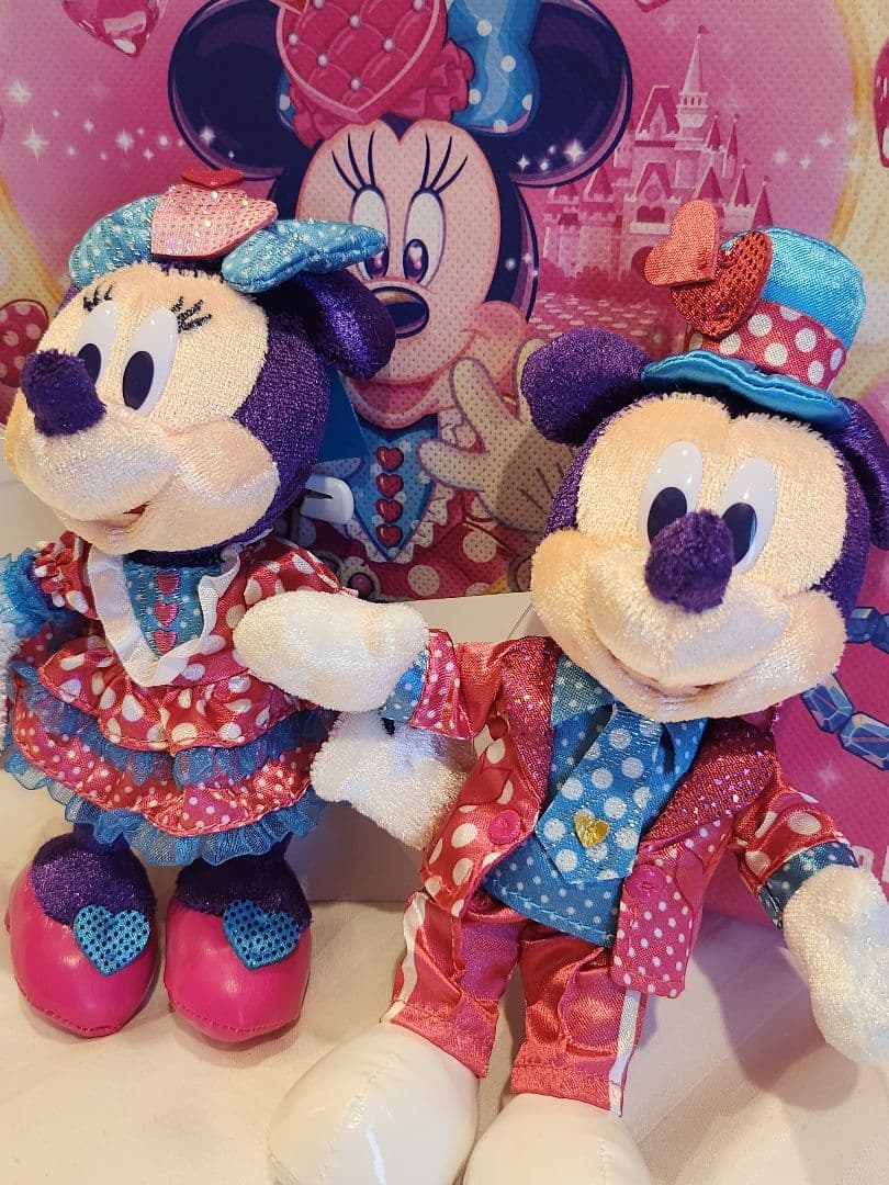 ディズニー　パルパルーザ　ミニー　ファンダーランド　ぬいぐるみバッジ