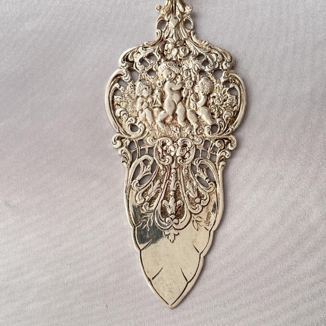 【ドイツ】天童と薔薇のケーキサーバー【純銀】ローズとチュラブ 　21cm