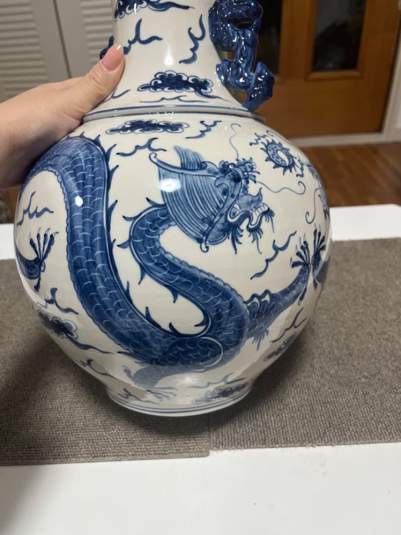 中国古美術 青花龍紋天球瓶 古玩 骨董 美術品 骨董品 時代物 染付 壺 大花瓶