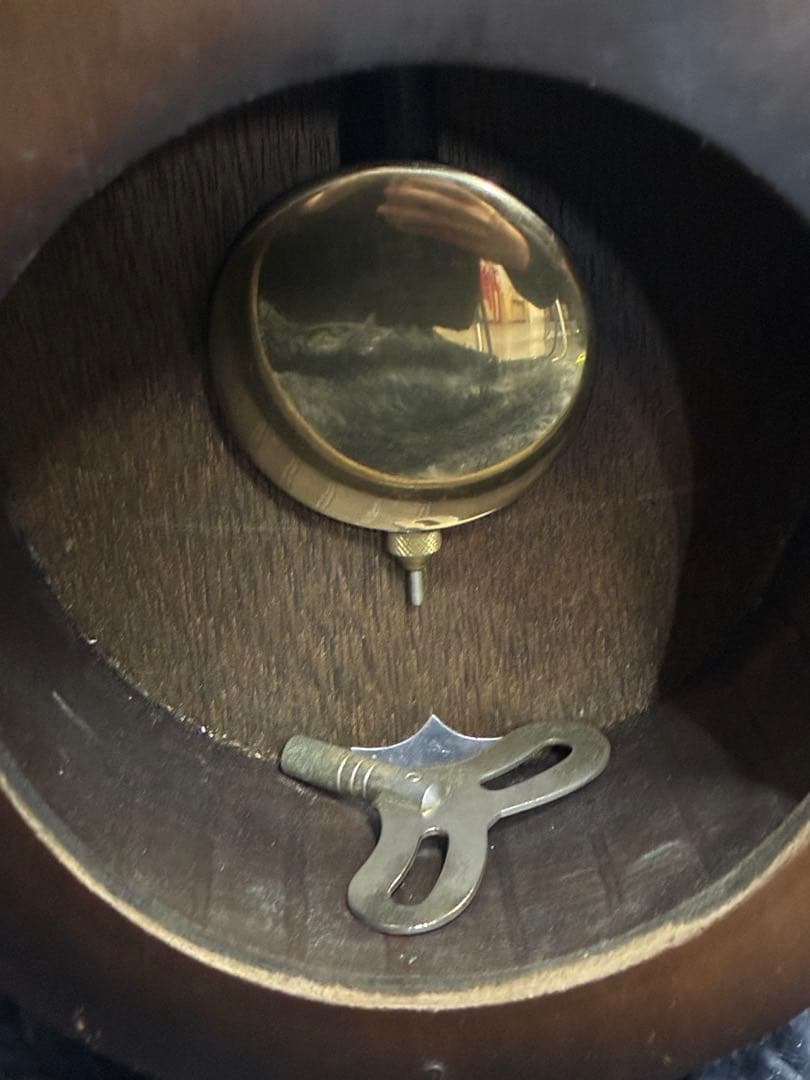 B）希少 アンティーク柱時計 愛工社CROWNFAN ダルマ四つ丸 31day