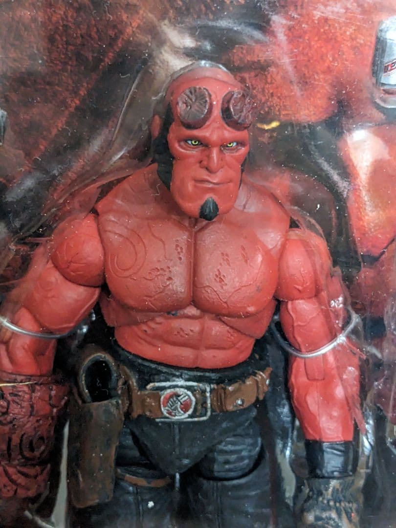 メズコダイレクト限定 ヘルボーイ２　2008年限定　未開封品　入手困難