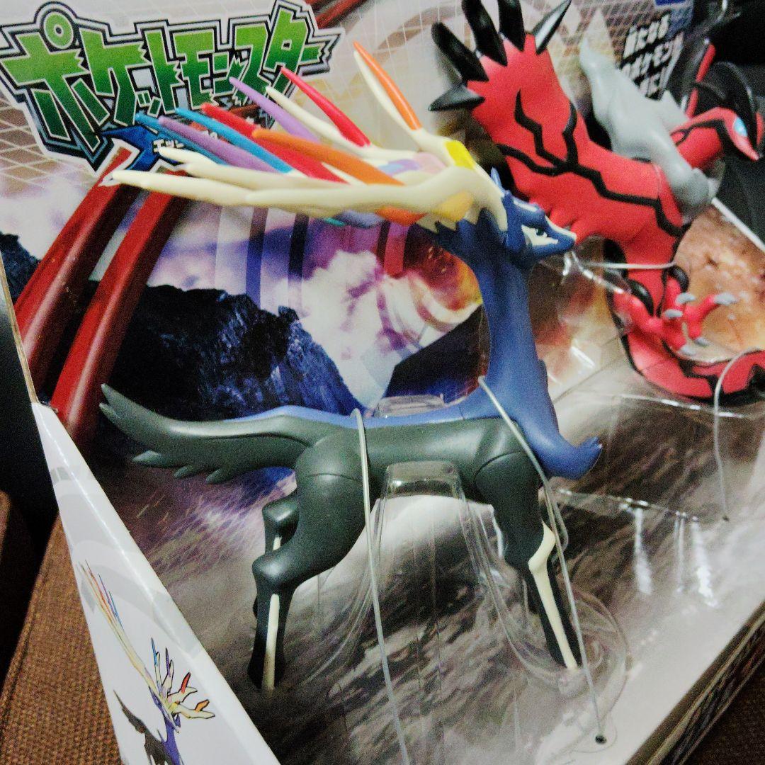 ポケモン★♥ゼルネアス&イベルタル♥★ソフビフィギュア★TAKARA TOMY