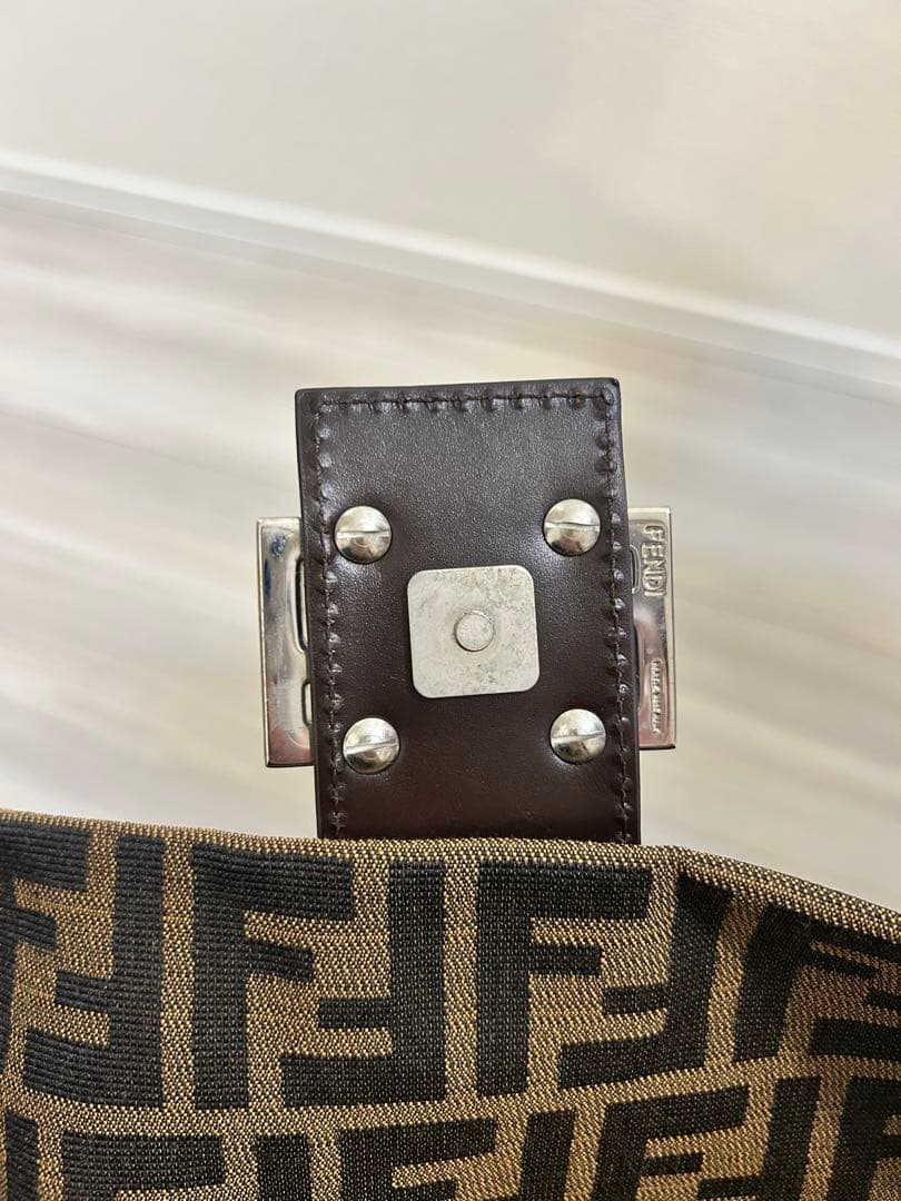 FENDI ズッカ柄 マンマバケット ワンショルダー FFロゴ