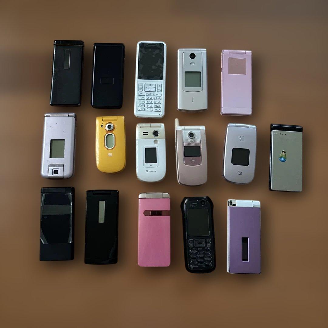 ぽ*け様 携帯電話 ガラケー 16台セット ジャンク