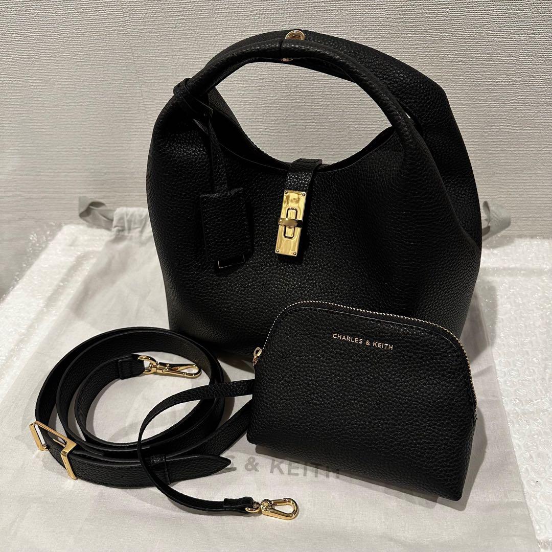 CHARLES & KEITH Chance チャンス バケットバッグ　ブラック