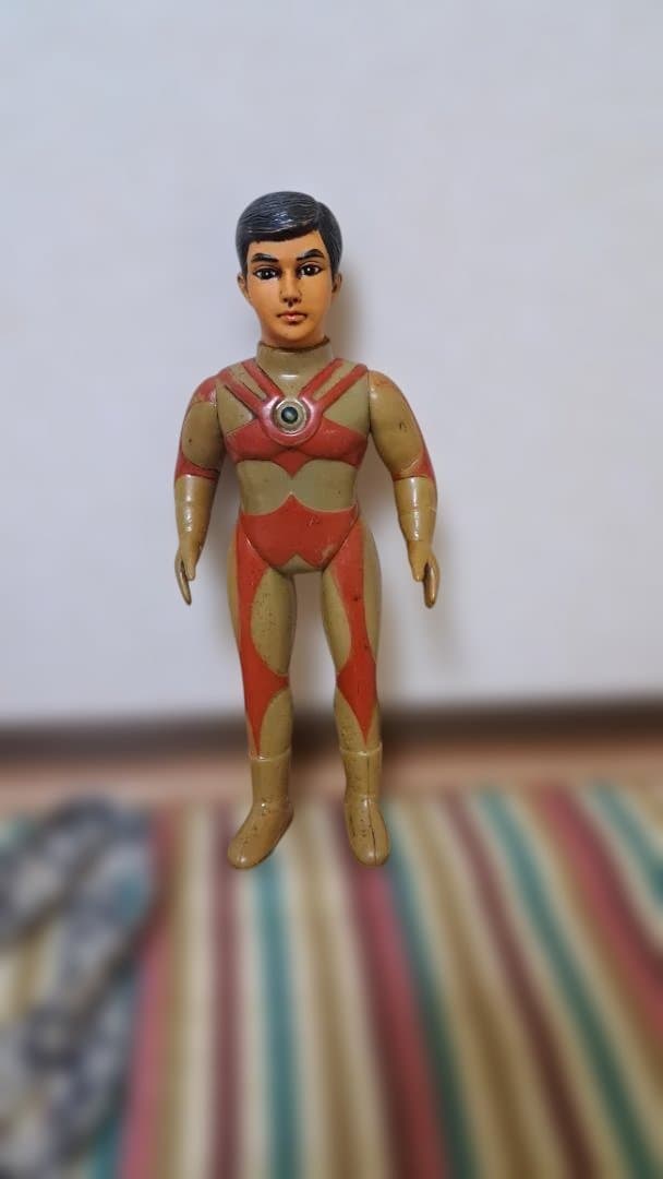 昭和レトロウルトラマンエースフィギュアブルマック