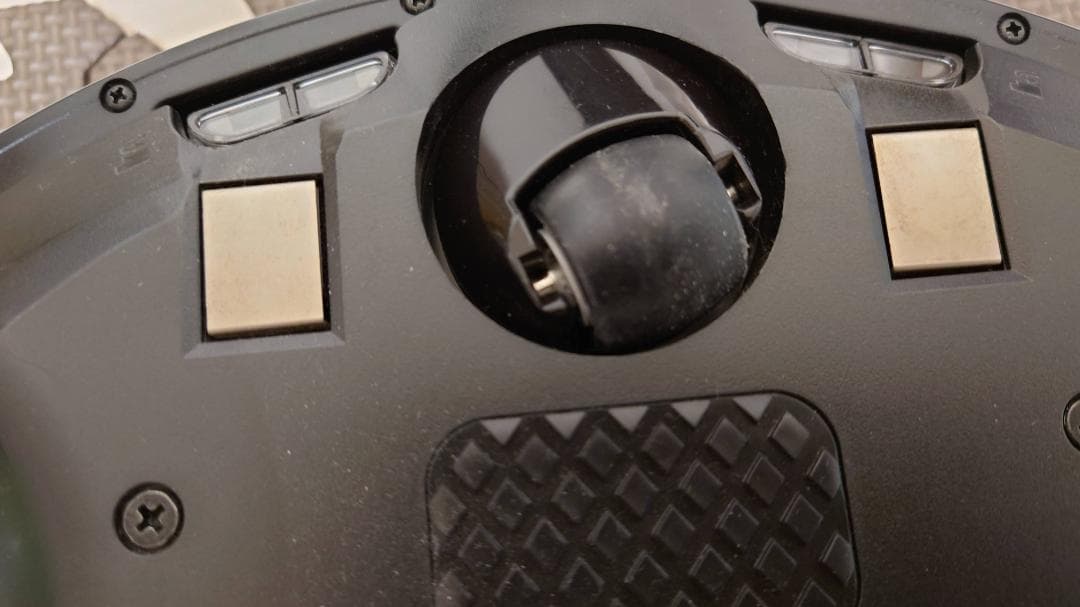 【中古】iRobot ルンバ i3+ ロボット掃除機 替えパック＆フィルター付