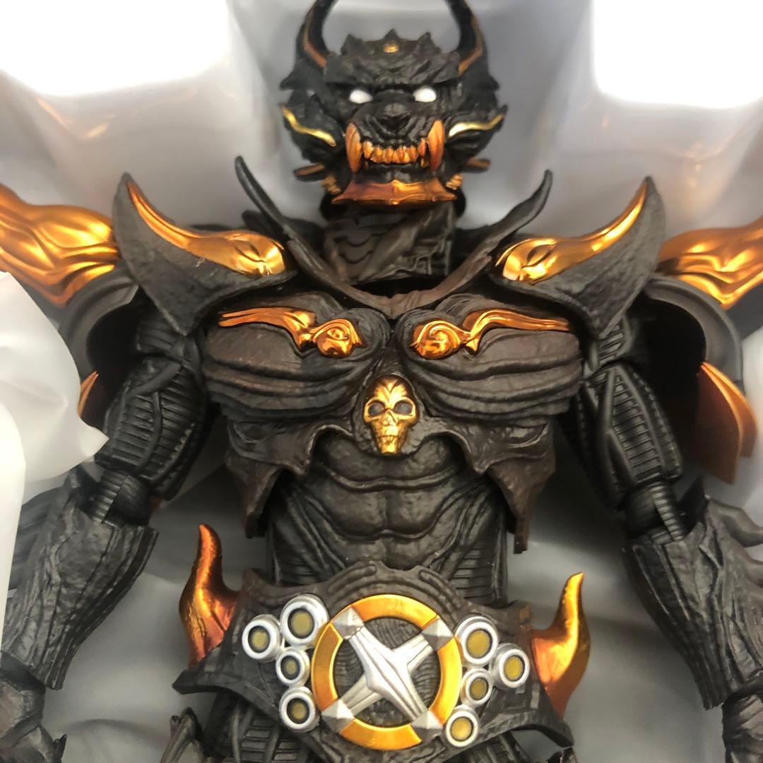 d*9様 真骨彫　暗黒騎士キバ　figuarts 牙狼　フィギュアーツ