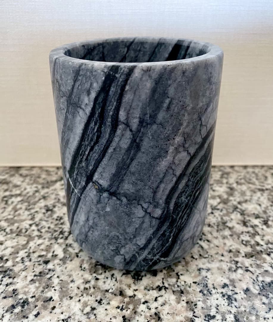 METTE DITMER メッテ ディトマーハブラシホルダーブラック大理石