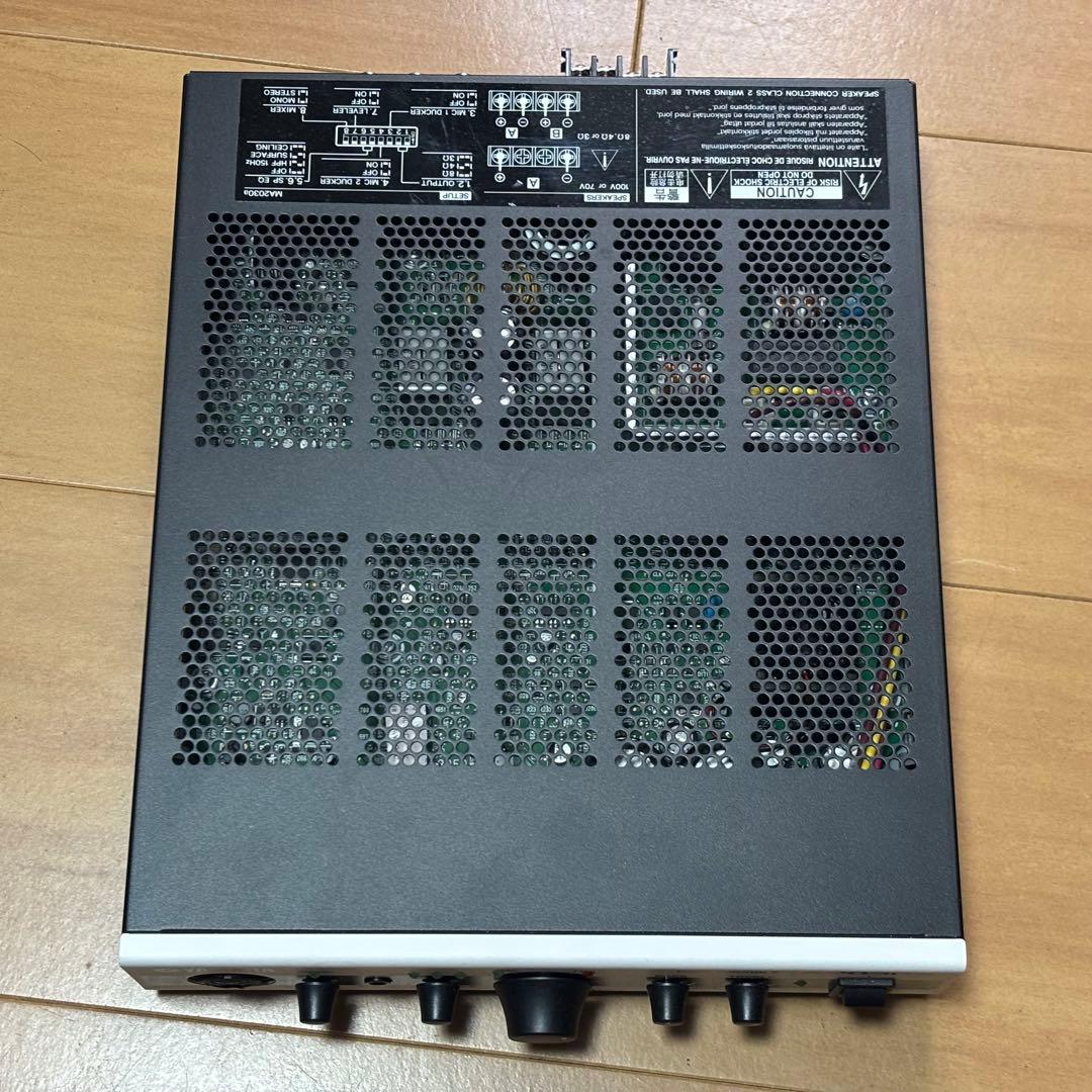 H*m様 YAMAHA MA2030a アンプ ホワイト/ブラック
