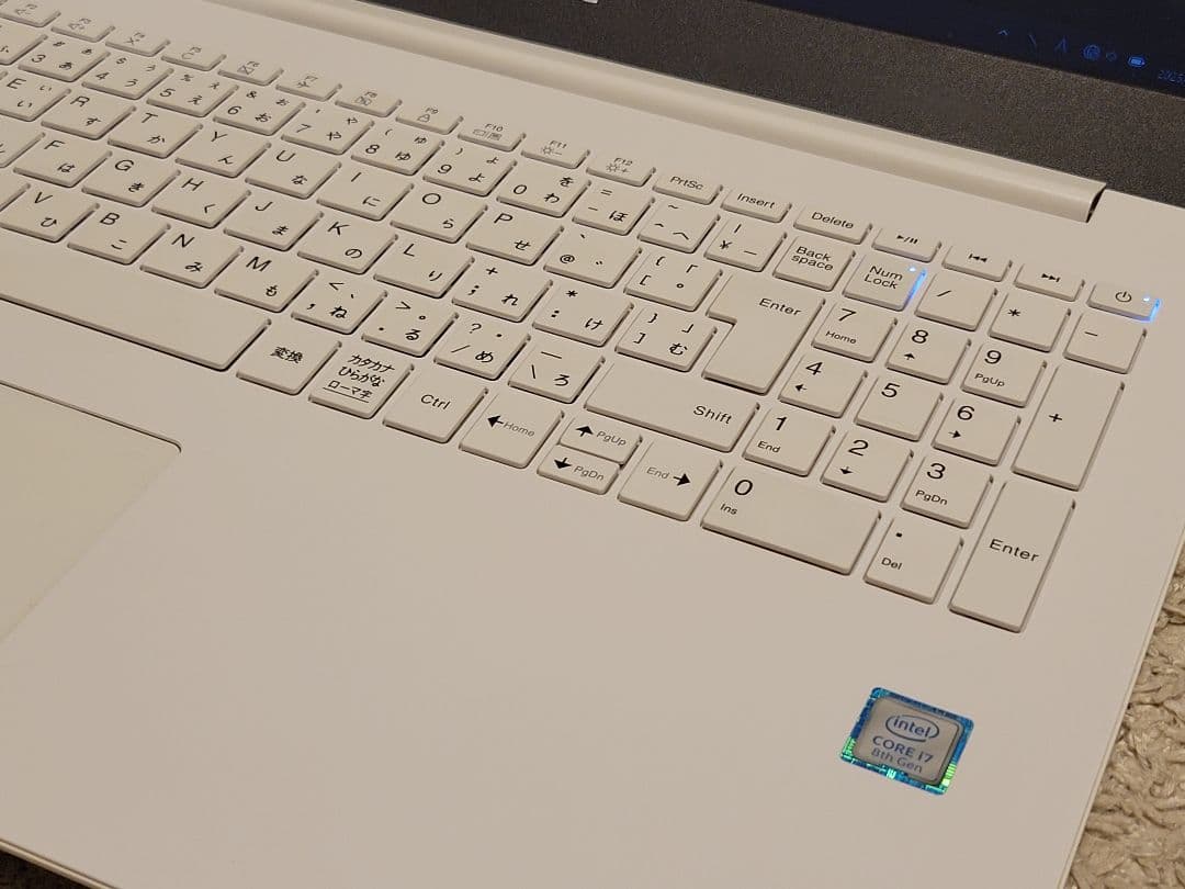 LAVIE NS700/MAW Core i7 8世代 動作快適