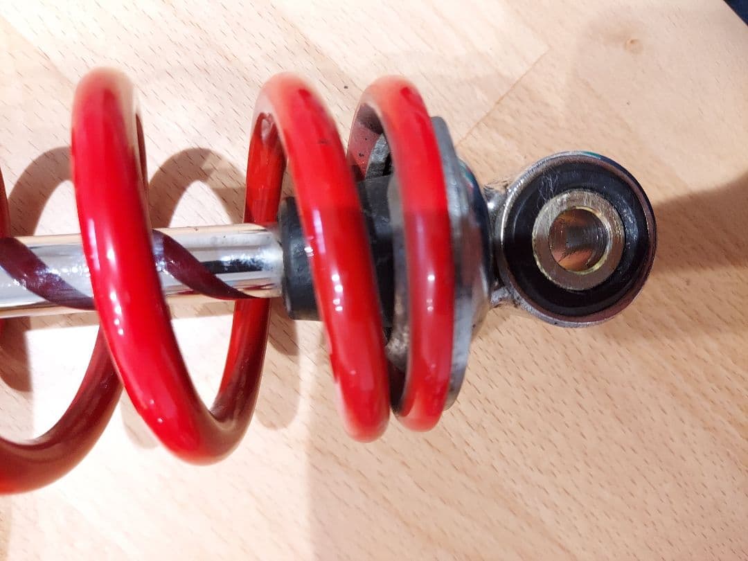 cb400sf　nc39　純正リアサスペンション