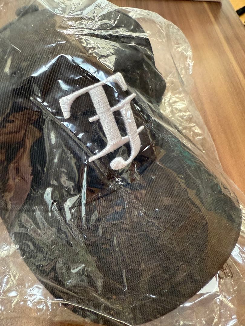 TravisJapan オリジナルTシャツ キャップ 2025 VIIsual