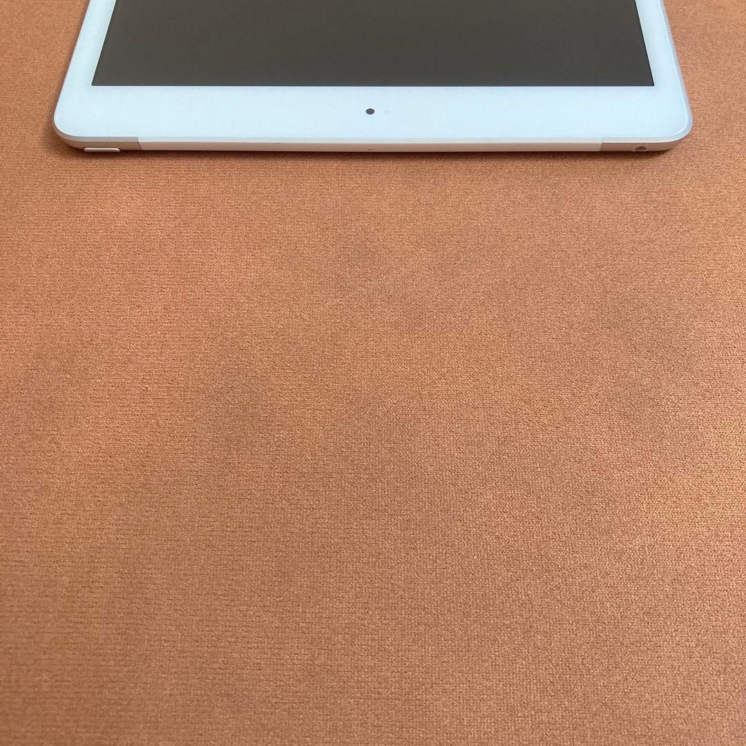 543【早い者勝ち】iPad8 第8世代 32GB SIMフリー☆