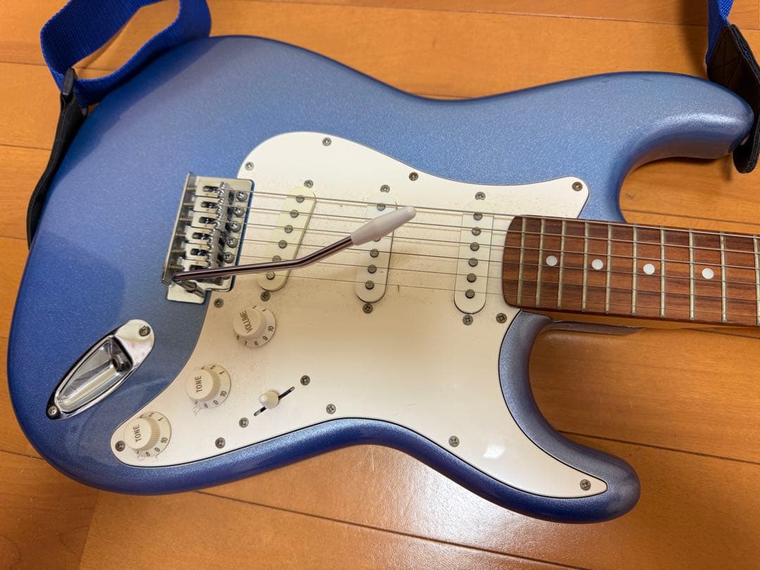 Play Tech プレイテック　エレキギター　ストラップ付きブルー