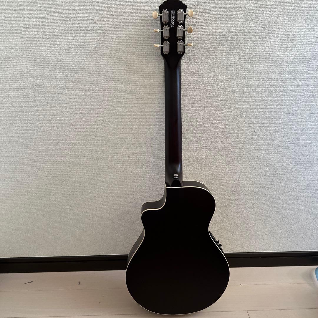 YAMAHA エレクトリックアコースティックミニギター　APXT2 NT