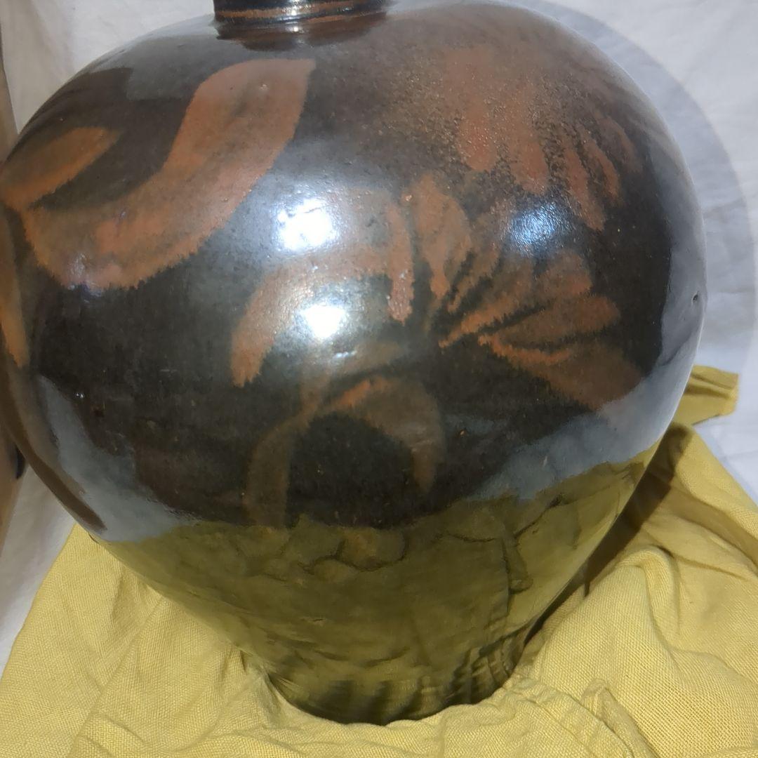 詳細不明　専用木箱付き　花瓶　高さ26cm 陶磁器