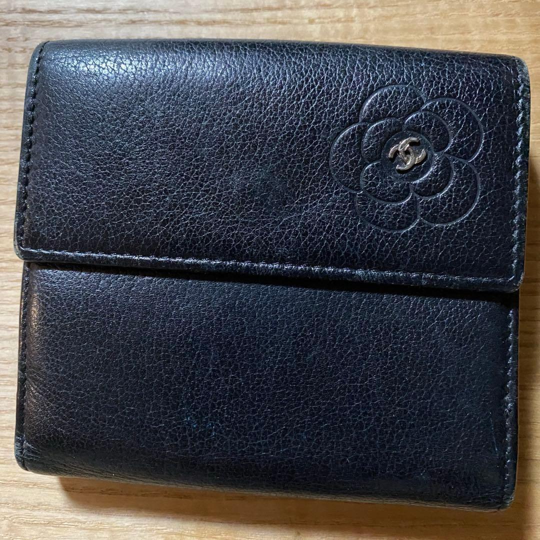CHANEL レザー製黒二つ折り財布