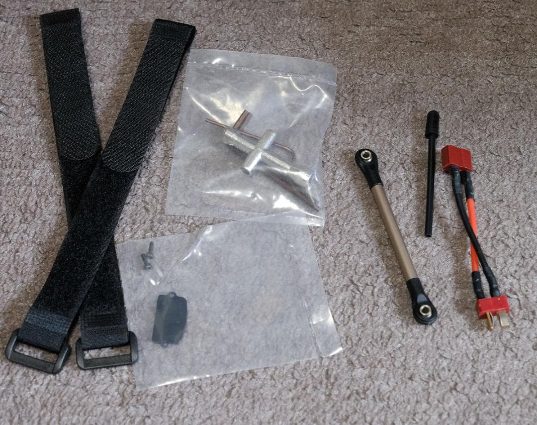 ★限定値下中★YK4104 4WD ラジコンカー LEDランプセット装着済