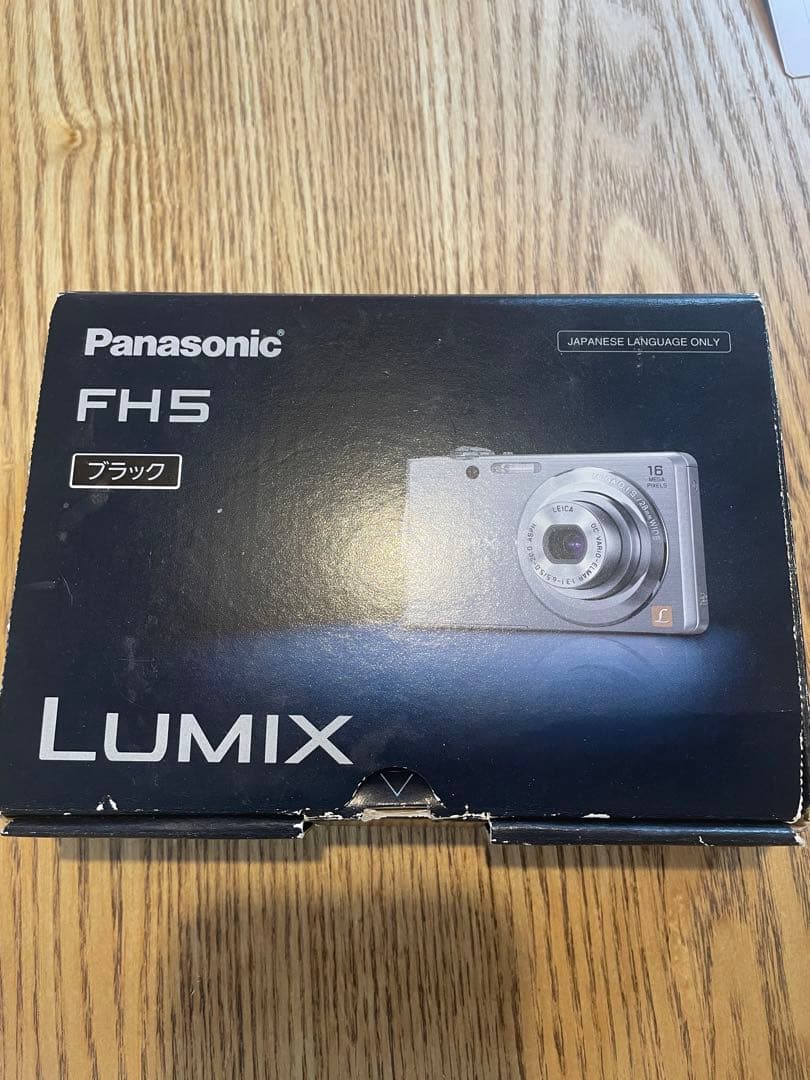 Panasonic FHS LUMIXデジタルカメラ　ブラック