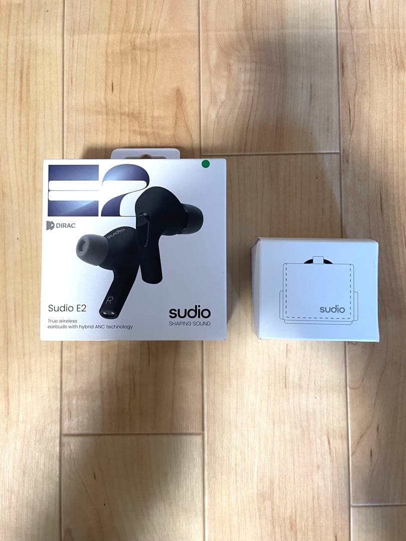 【新品】Sudio E2 ワイヤレスイヤホン ANC対応｜純正レザーケース付き