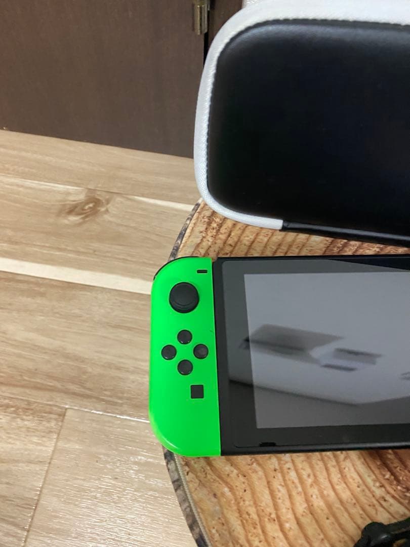 Nintendo Switch ニンテンドースイッチ本体　GRN/WHT 箱無し