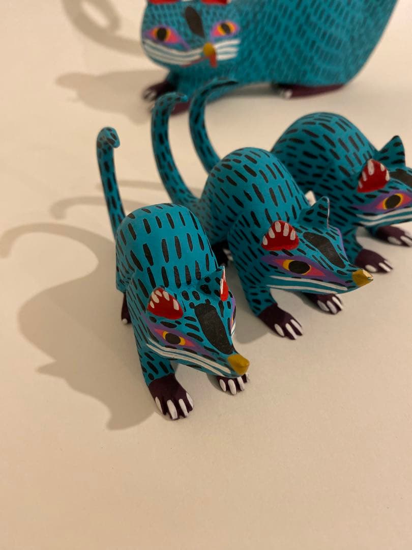 メキシコ　クラフトアート　メキシカン工芸品 木彫り人形