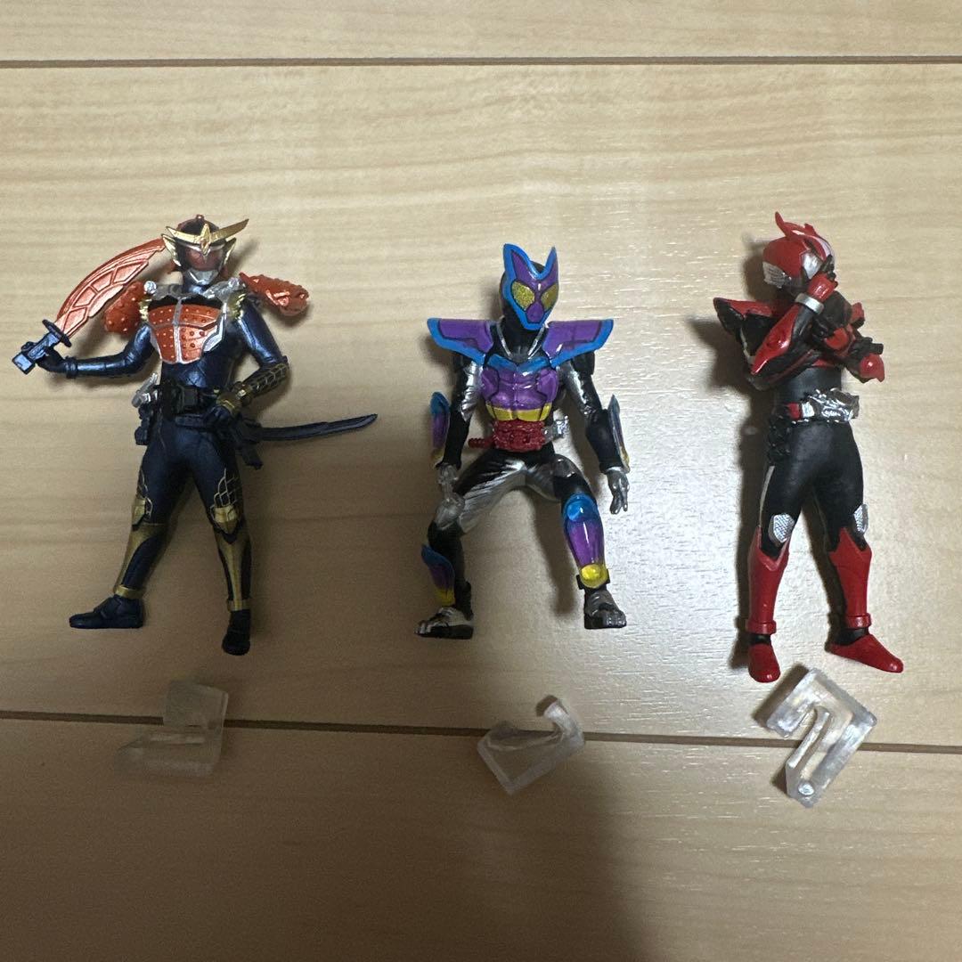 仮面ライダー　ガチャガチャ　HGシリーズ　ガヴ　ガイム　ドライブ