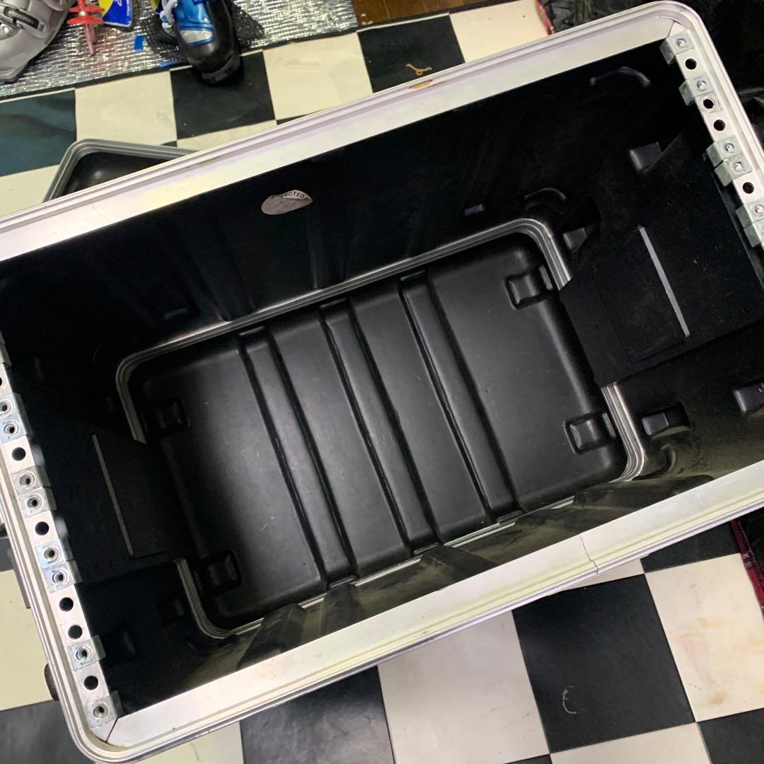 SKB ラックケース