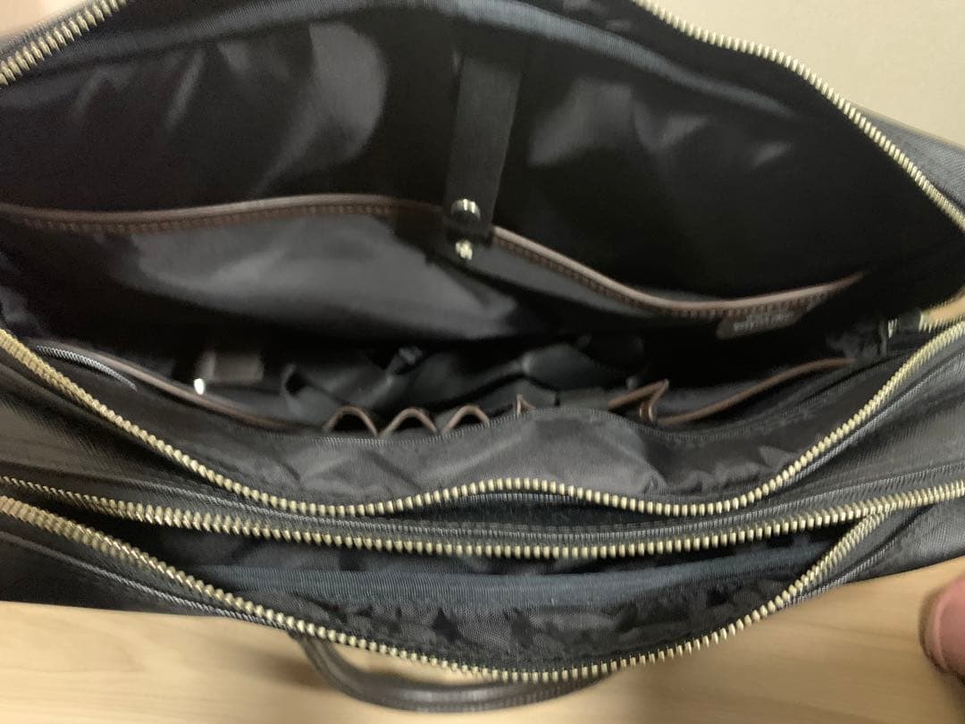 美品＊ビジネスバッグ LAGASHA ラガシャ クアドロ 2way