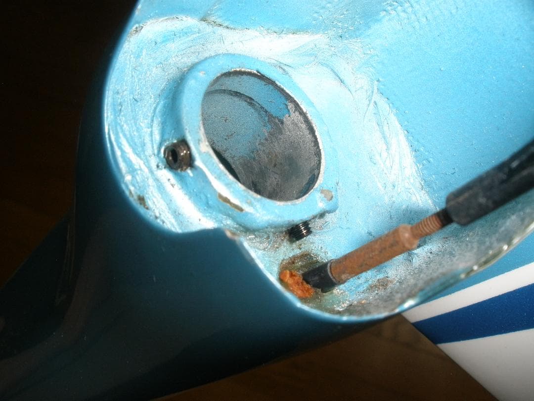 ラジコンヘリコプター　ジェットレンジャー　グラスボディ（脚付き）　ヒラモリ製