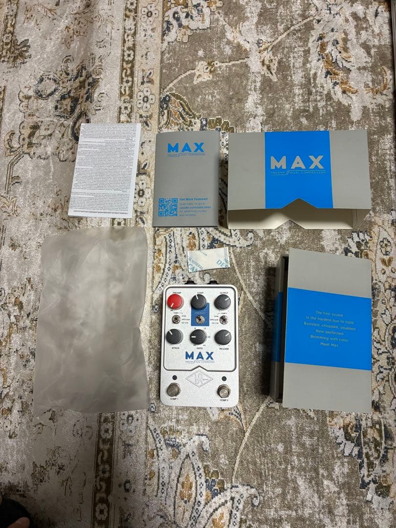 UAFX MAX コンプレッサーエフェクター