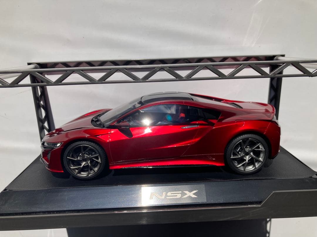 にゃんころり！ HONDA NSX 1/18 モデル