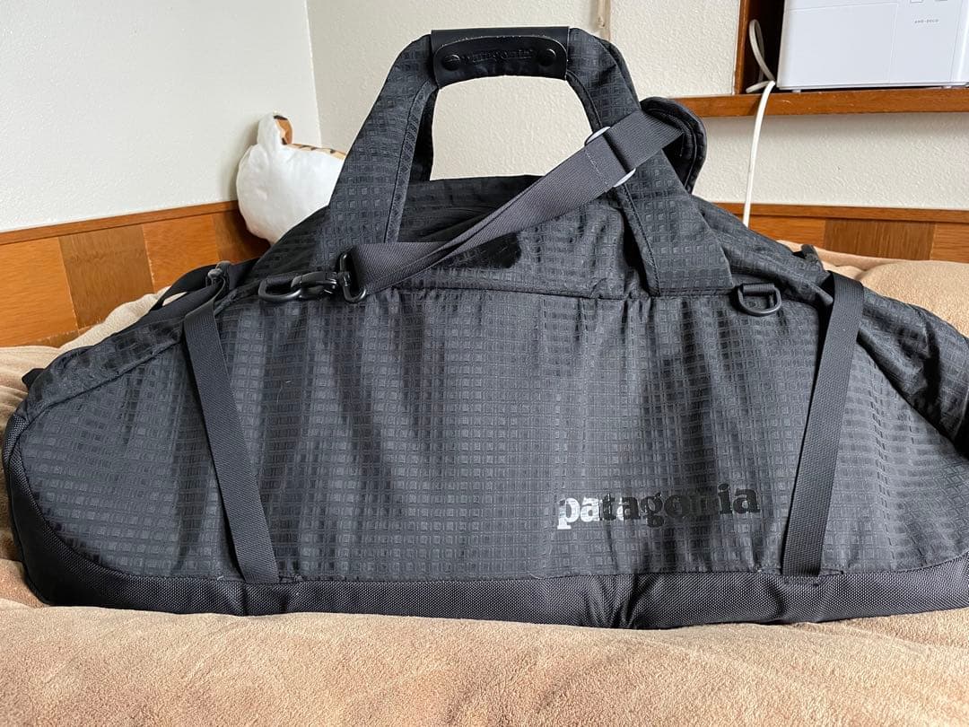 patagonia SHUTTLE DUFFELS 希少レア　特大バック79Ｌ