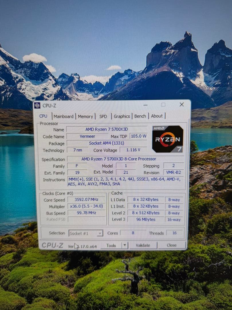 美品　Ryzen 7 5700X3d