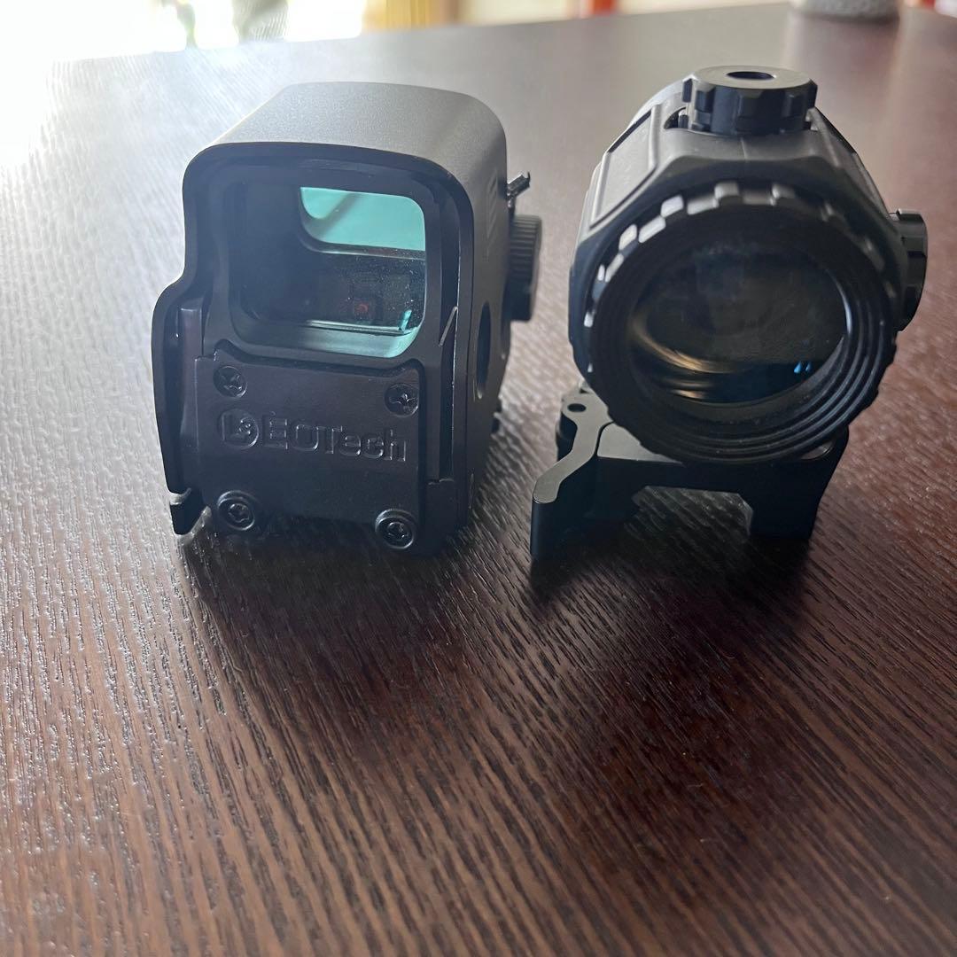 イオテックタイプ、EXPS3(558)ホロサイトとG43ブースター