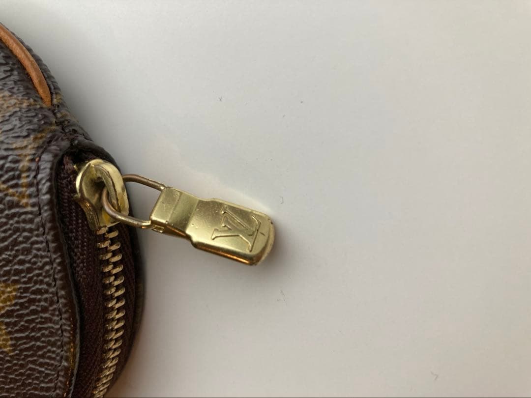 Louis Vuitton ルイヴィトン モノグラム ケース