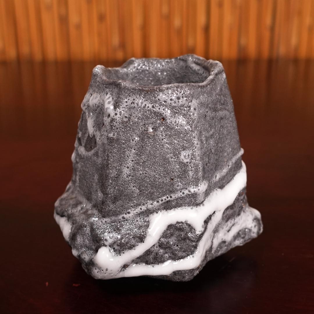 市川透 秀逸作 黒揚ぐい呑 酒呑 共箱