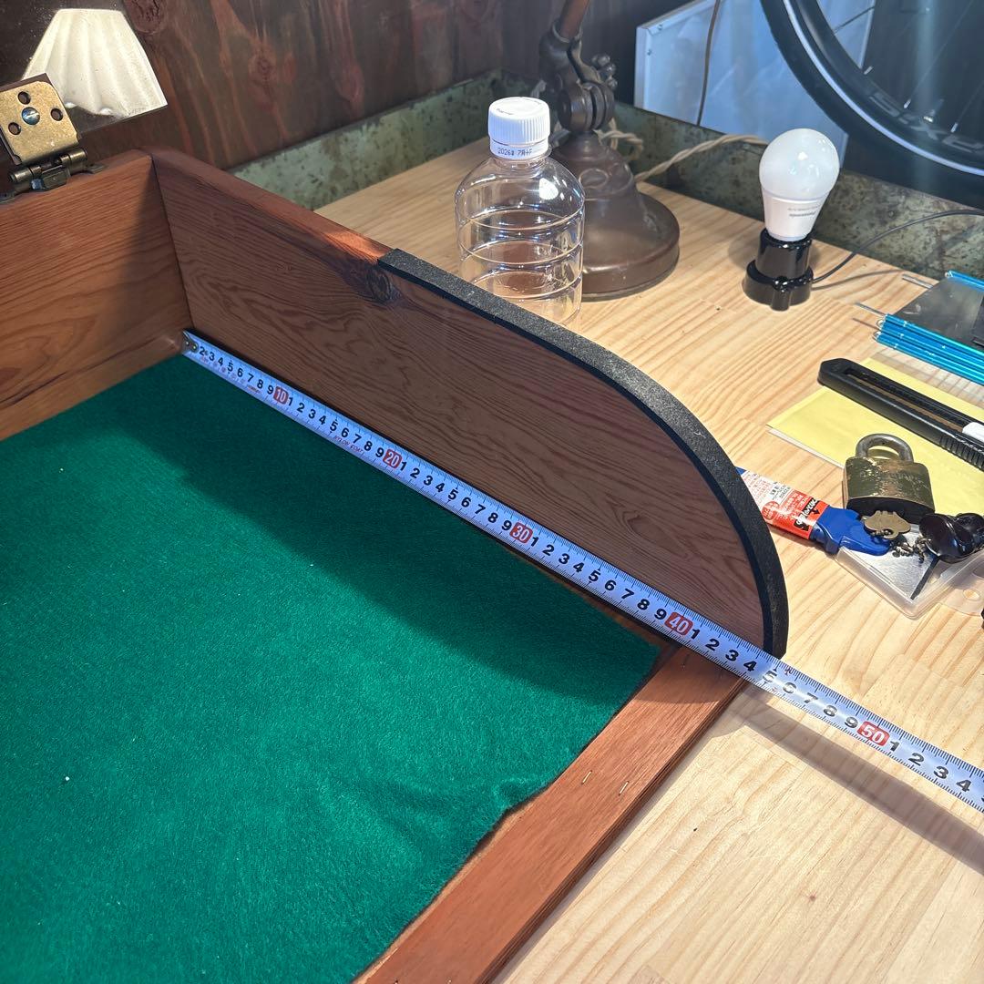 アンティーク　ショーケース　コレクション　ケース　ディスプレイ