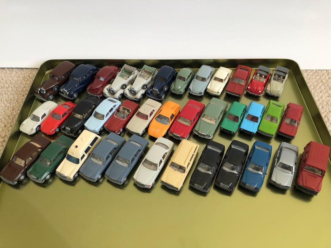 ミニカー　WIKING商用車 17台+乗用車 37台helpa 他 21台