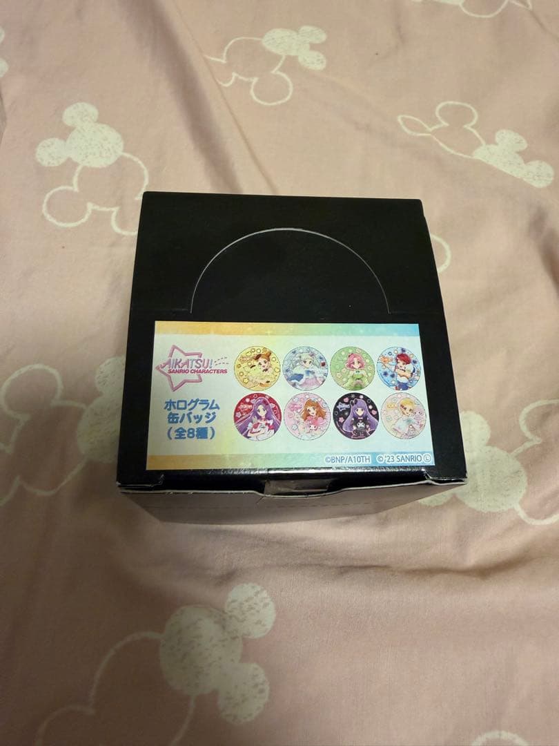 アイカツ　缶バッジ　おとめ　さくら　あかり　スミレ　藤堂ユリカ サンリオコラボ