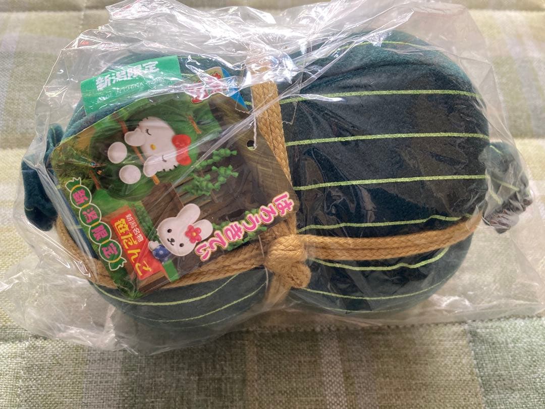 ご当地キティ　ハローキティ ぬいぐるみ新潟おにぎり＆笹団子のセット　2001年他